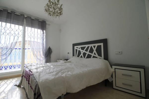 Casa independiente en Las Ramblas calle Rio Segura