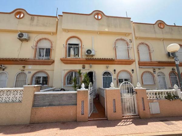 Dúplex en Barrio Los Almendros-La Florida