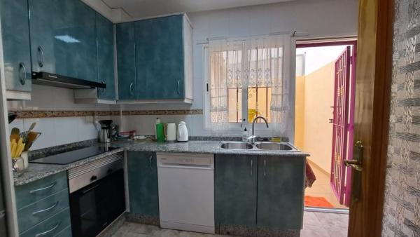 Chalet adosado en calle Nicolás de Bussi, 1