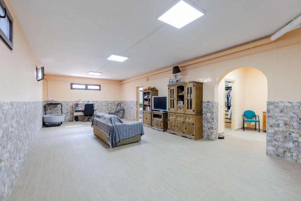 Casa independiente en calle los Claveles