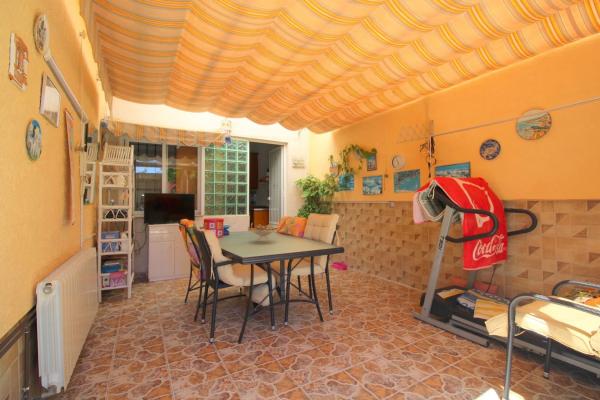 Chalet en Barrio Playa Flamenca