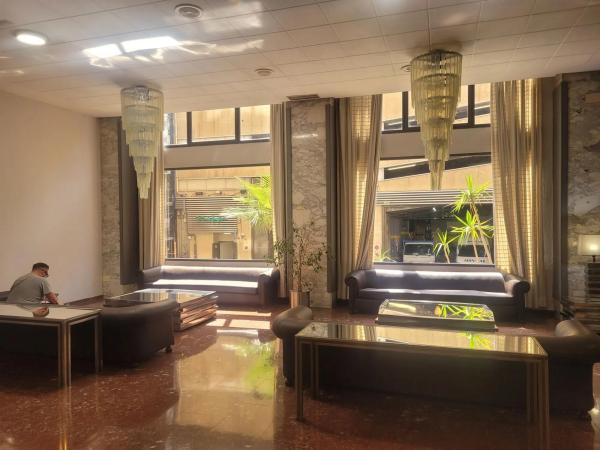 Estudio en calle Poeta Vila y Blanco, 4