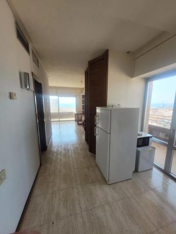 Estudio en calle Poeta Vila y Blanco, 4