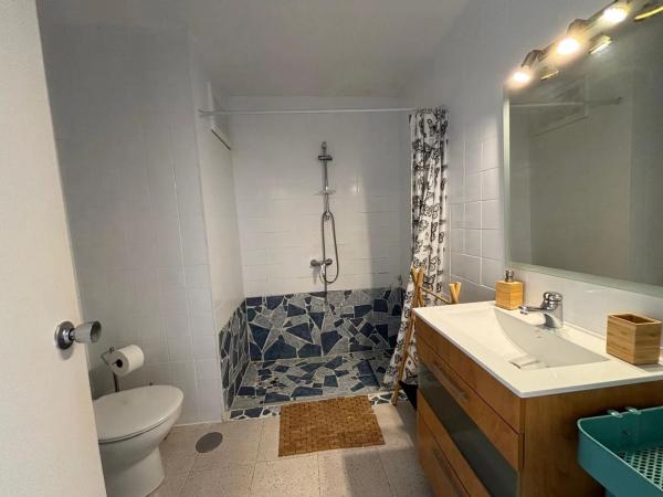 Estudio en Cl Poeta Vila y Blanco, 4