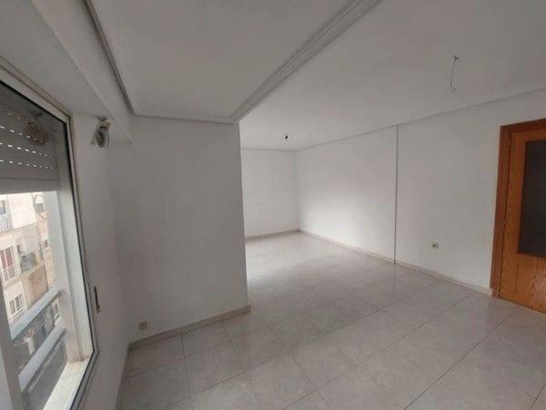 Piso en calle Santa Otilia