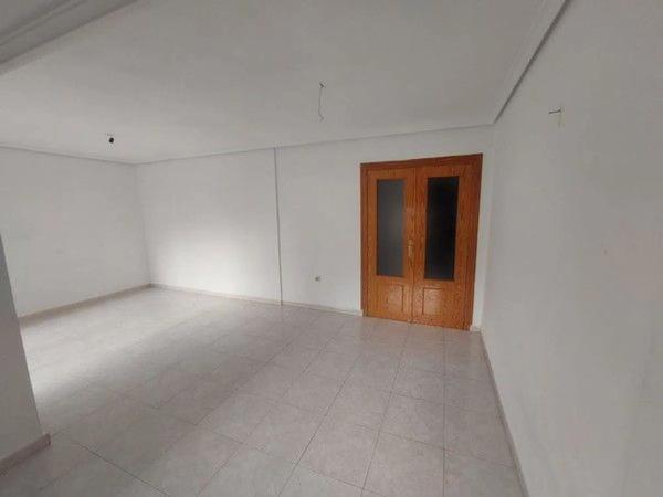 Piso en calle Santa Otilia