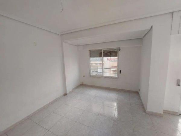 Piso en calle Santa Otilia