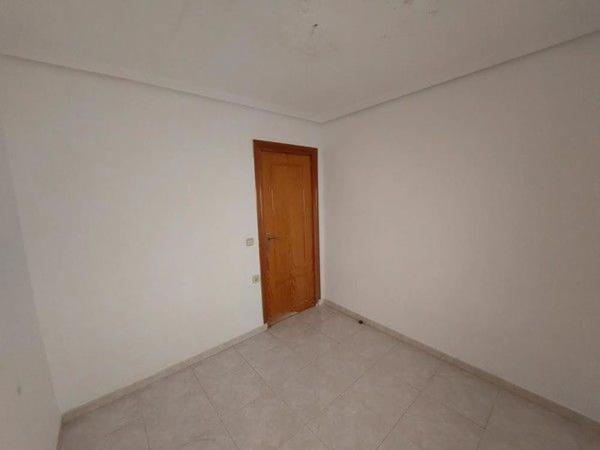 Piso en calle Santa Otilia