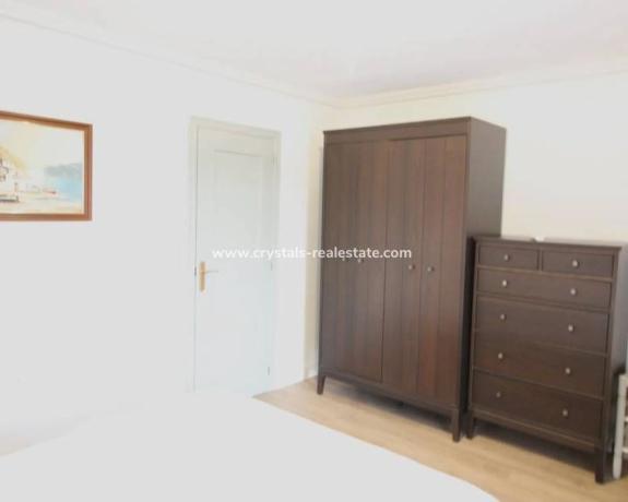 Chalet pareado en calle París, 69