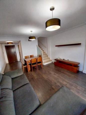 Casa independiente en calle Callosa