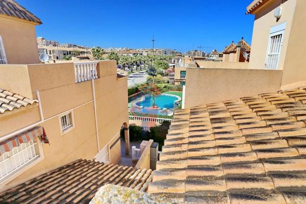 Chalet adosado en calle Colombia s/n