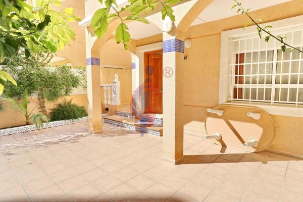 Chalet adosado en calle Colombia s/n