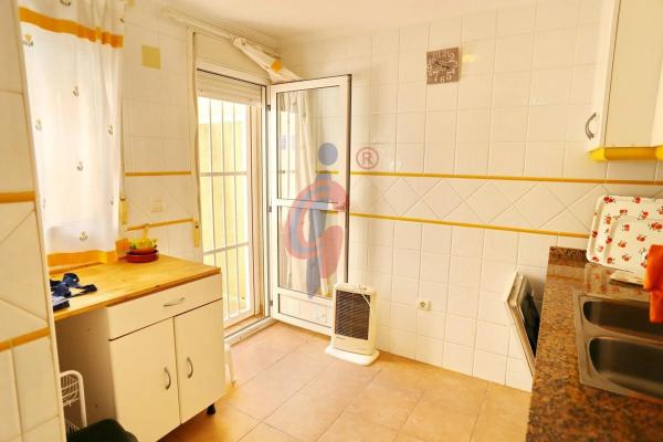 Chalet adosado en calle Colombia s/n