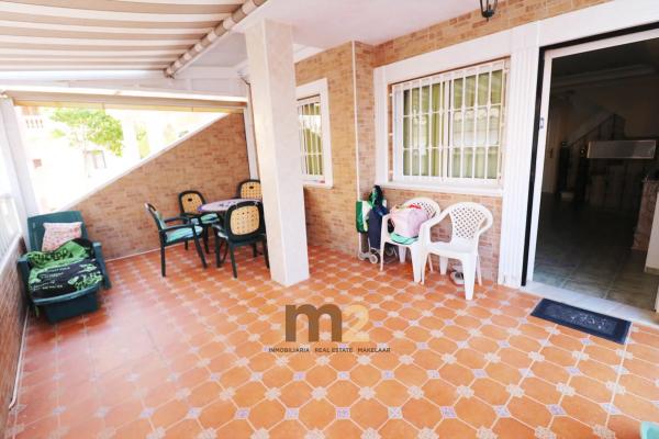 Casa independiente en calle Grecia