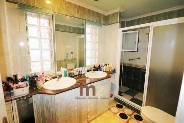 Casa independiente en calle Grecia