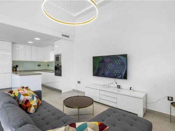 Casa independiente en calle la Malva Rosa