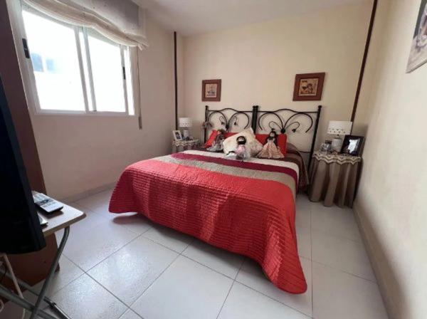 Piso en puerta de Argel, 1