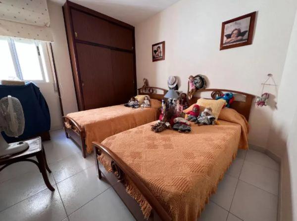 Piso en puerta de Argel, 1