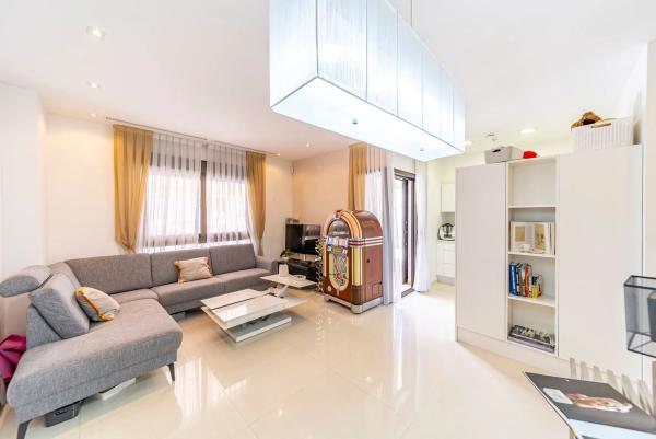 Piso en calle Carcaixent