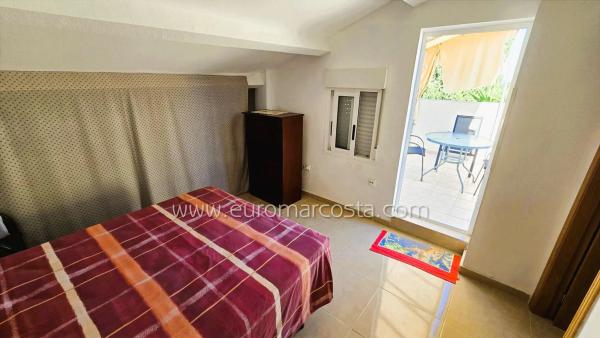 Chalet adosado en calle la Palomina