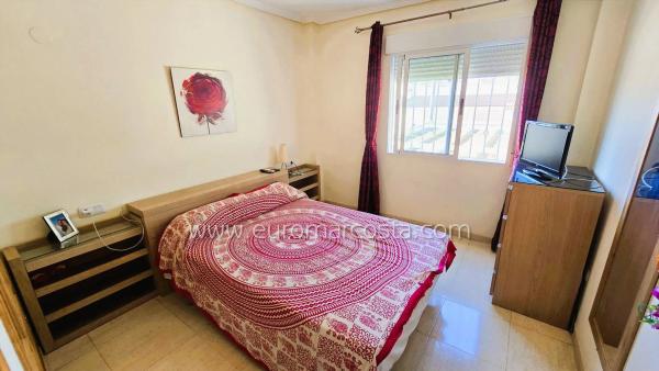 Chalet adosado en calle la Palomina