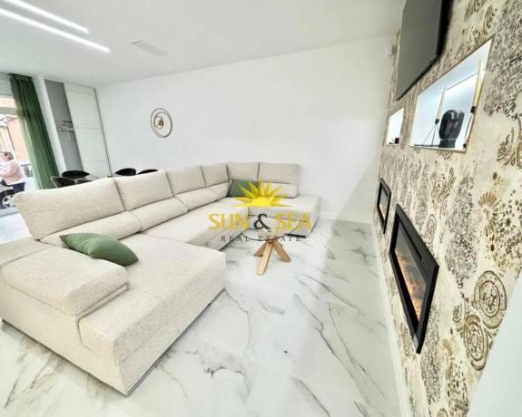 Chalet en Zona Pueblo