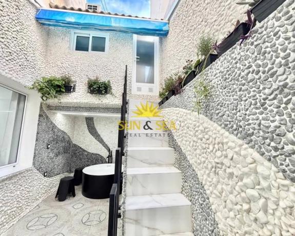 Chalet en Zona Pueblo