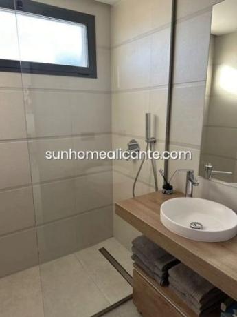 Ático en Urbanizaciones