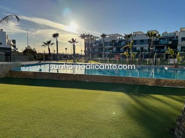 Ático en Urbanizaciones