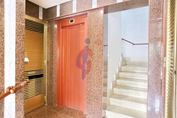 Piso en plaza Abastos, 4