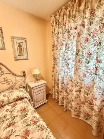 Casa independiente en calle Pablo Neruda