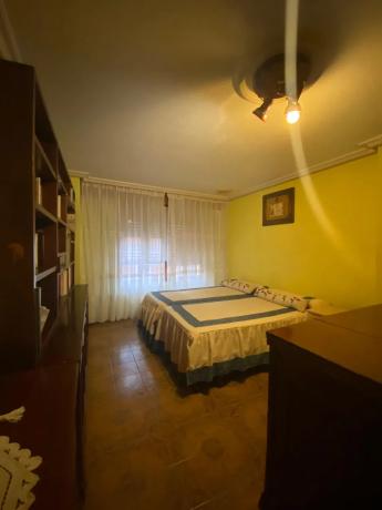 Casa independiente en calle Larramendi s/n