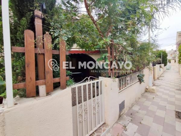 Chalet adosado en Urbanización Buenavista