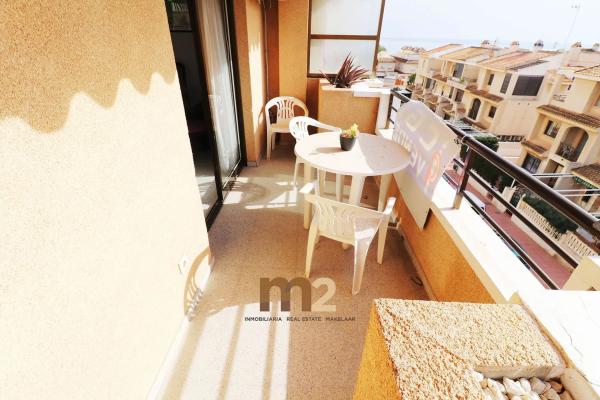 Piso en puerta del Cairo, 2