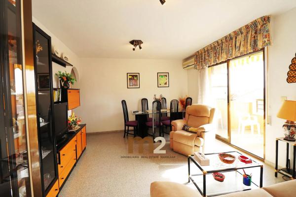 Piso en puerta del Cairo, 2