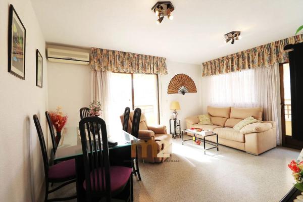 Piso en puerta del Cairo, 2