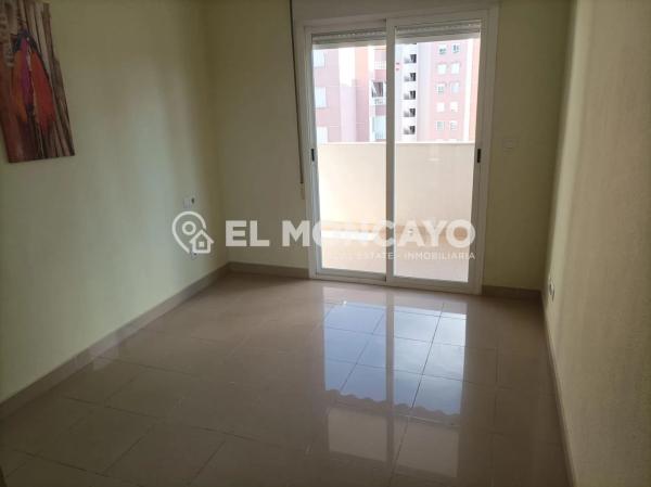 Piso en avenida del Puerto