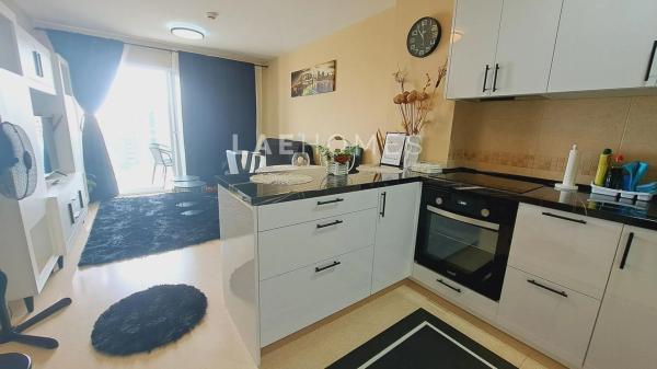 Piso en avenida del Puerto, 1