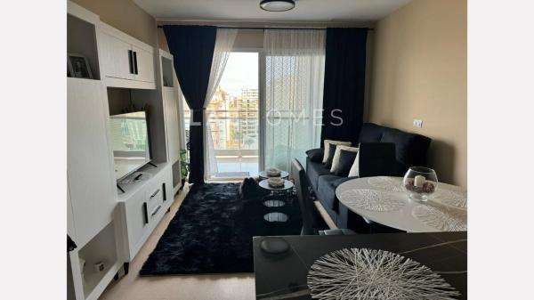 Piso en avenida del Puerto, 1