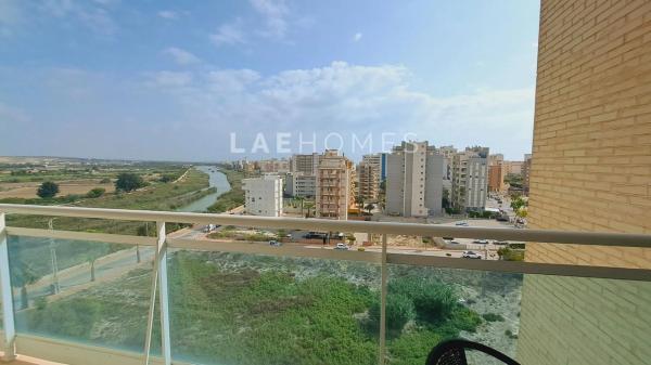 Piso en avenida del Puerto, 1