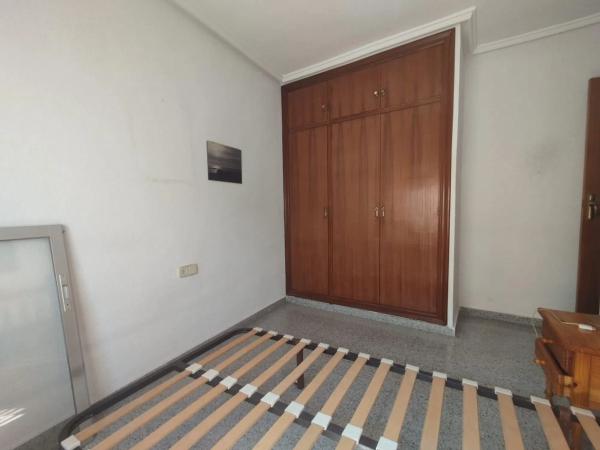 Piso en avenida del País Valencià