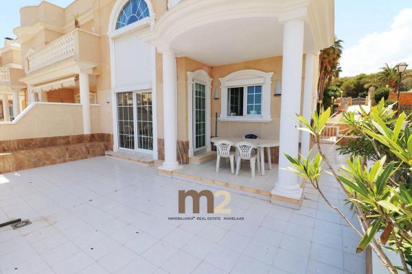 Chalet adosado en calle Austria, 4 -a