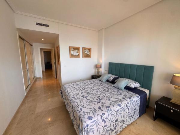 Piso en ronda del Atardecer, 11 -35