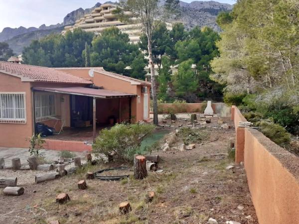 Casa independiente en calle Lotería