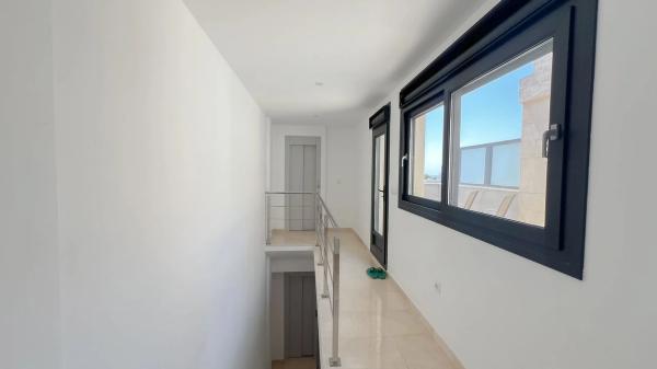 Chalet pareado en calle Sorell, 8