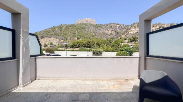 Chalet pareado en calle Sorell, 8