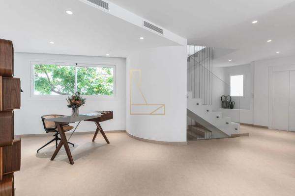 Casa independiente en calle Peñas Rojas