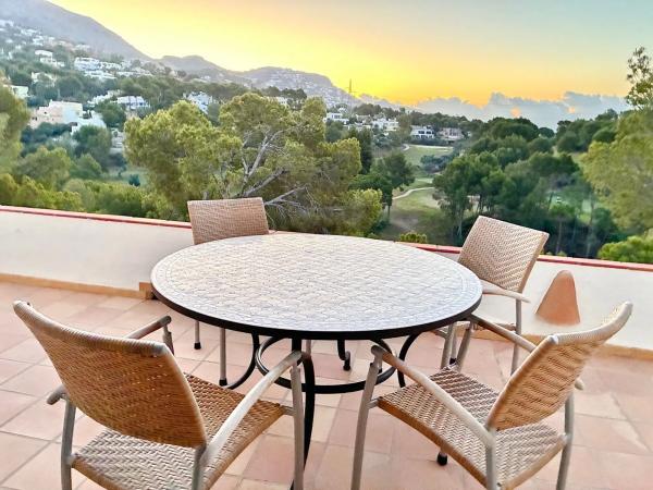 Piso en avenida Principal