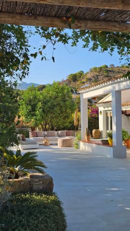 Finca rústica en plaza iglesia, 2