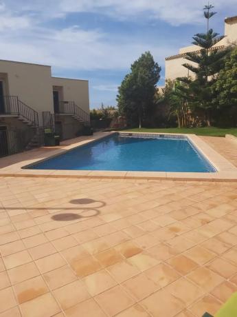 Chalet pareado en calle Cabo San Antonio, 4